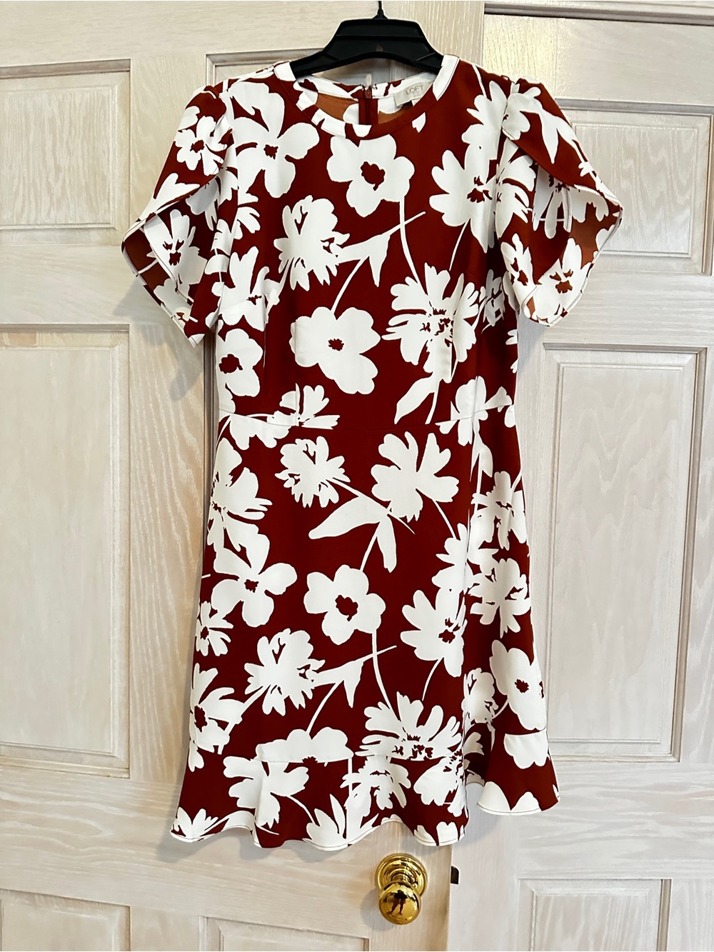 LOFT Burgundy & White Floral Mini Shift Dress